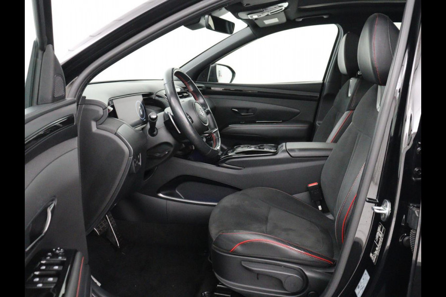 Hyundai Tucson 1.6 T-GDI PHEV N Line Sky 4WD | Panoramadak | Stoelverwarming | Leder/Alcantara | Camera | Adaptive cruise | Carplay | Full LED | Stuurverwarming | Keyless | Plug In