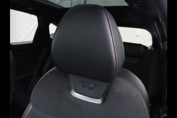 Hyundai Tucson 1.6 T-GDI PHEV N Line Sky 4WD | Panoramadak | Stoelverwarming | Leder/Alcantara | Camera | Adaptive cruise | Carplay | Full LED | Stuurverwarming | Keyless | Plug In