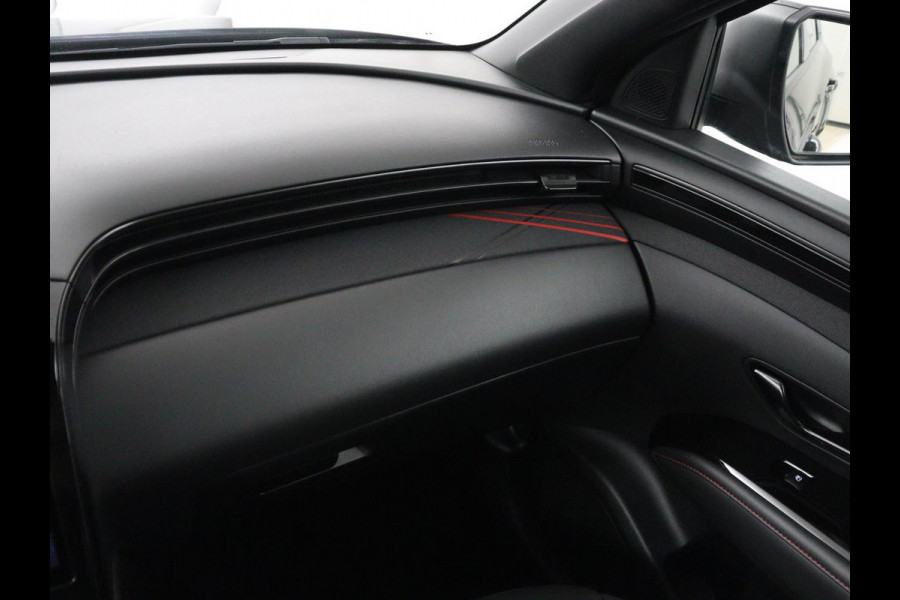 Hyundai Tucson 1.6 T-GDI PHEV N Line Sky 4WD | Panoramadak | Stoelverwarming | Leder/Alcantara | Camera | Adaptive cruise | Carplay | Full LED | Stuurverwarming | Keyless | Plug In