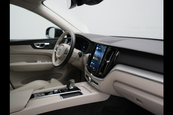 Volvo XC60 T6 AWD FACELIFT MODEL Inscription PHEV 350pk Dealer O.H | Panodak | Adaptive Cruise | Camera | Harman / Kardon | Lederen Sportstoelen Memory & Verwarmd | Google Assistant | Apple Carplay | Keyless | Full LED | Pilot Assist | Navigatie | Virtual |