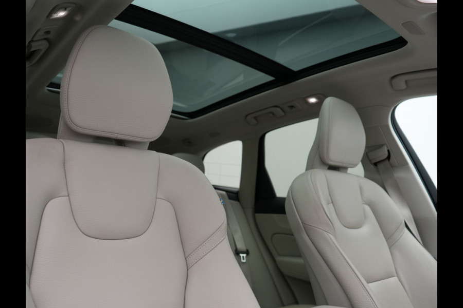 Volvo XC60 T6 AWD FACELIFT MODEL Inscription PHEV 350pk Dealer O.H | Panodak | Adaptive Cruise | Camera | Harman / Kardon | Lederen Sportstoelen Memory & Verwarmd | Google Assistant | Apple Carplay | Keyless | Full LED | Pilot Assist | Navigatie | Virtual |