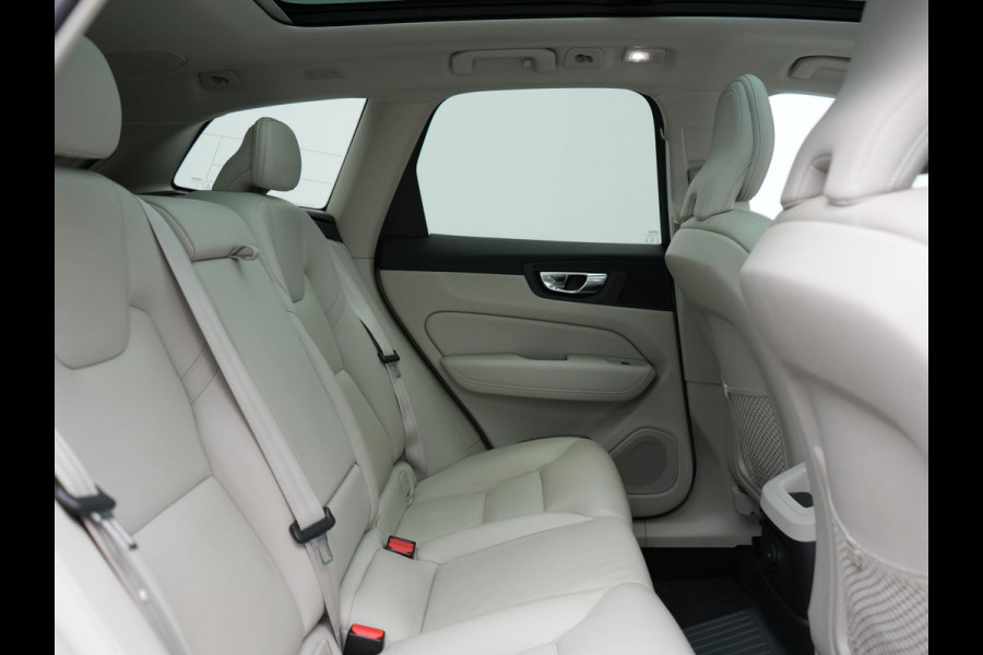 Volvo XC60 T6 AWD FACELIFT MODEL Inscription PHEV 350pk Dealer O.H | Panodak | Adaptive Cruise | Camera | Harman / Kardon | Lederen Sportstoelen Memory & Verwarmd | Google Assistant | Apple Carplay | Keyless | Full LED | Pilot Assist | Navigatie | Virtual |