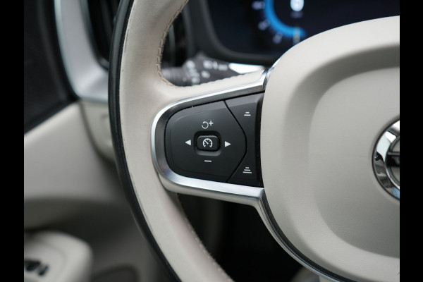 Volvo XC60 T6 AWD FACELIFT MODEL Inscription PHEV 350pk Dealer O.H | Panodak | Adaptive Cruise | Camera | Harman / Kardon | Lederen Sportstoelen Memory & Verwarmd | Google Assistant | Apple Carplay | Keyless | Full LED | Pilot Assist | Navigatie | Virtual |