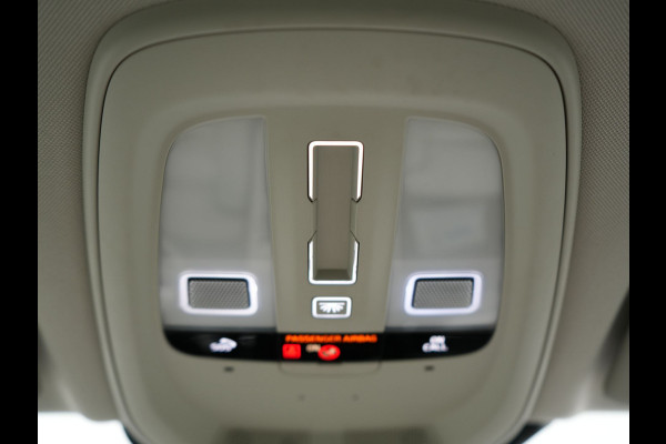 Volvo XC60 T6 AWD FACELIFT MODEL Inscription PHEV 350pk Dealer O.H | Panodak | Adaptive Cruise | Camera | Harman / Kardon | Lederen Sportstoelen Memory & Verwarmd | Google Assistant | Apple Carplay | Keyless | Full LED | Pilot Assist | Navigatie | Virtual |