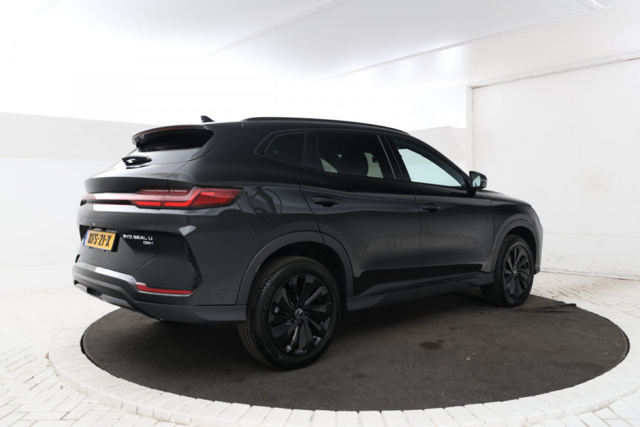 BYD SEAL U 1.5 DM-i FWD Boost Full Black!
