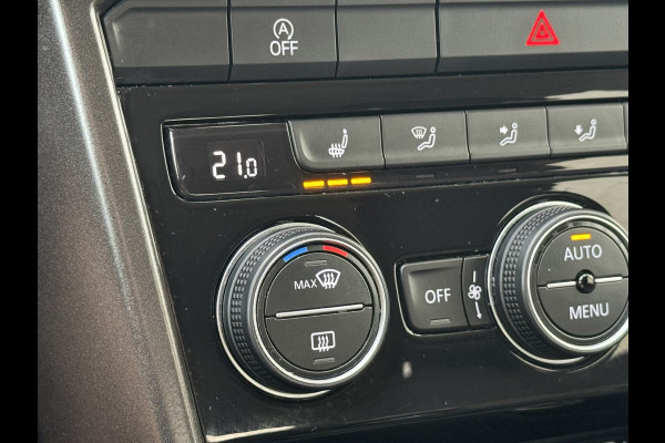 Volkswagen T-Roc 1.5 TSI Sport Camera Adaptieve cruise Digitaal dashboard Pdc voor+achter