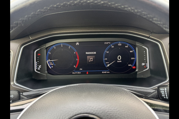 Volkswagen T-Roc 1.5 TSI Sport Camera Adaptieve cruise Digitaal dashboard Pdc voor+achter