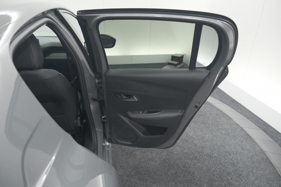 Peugeot 208 1.2 Hybrid 100 e-DCS6 Allure | Camera | Apple Carplay | Keyless Entry | Parkeersensoren