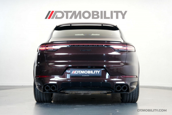 Porsche Cayenne Coupé 3.0 E-Hybrid Platinum Edition | Achterasbesturing | Luchtvering | Panorama | Trekhaak |