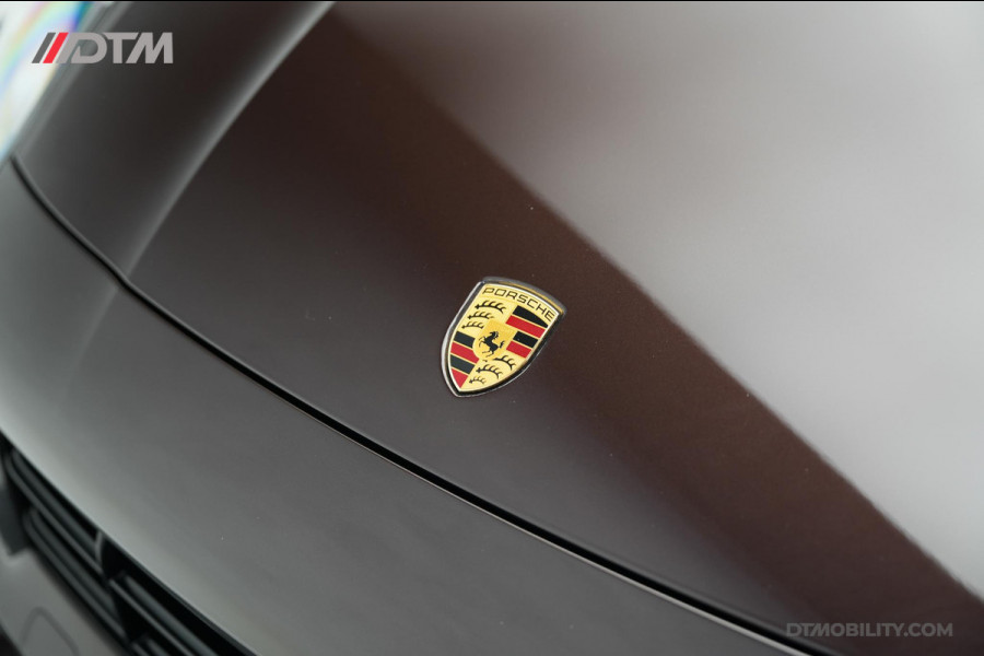 Porsche Cayenne Coupé 3.0 E-Hybrid Platinum Edition | Achterasbesturing | Luchtvering | Panorama | Trekhaak |