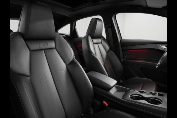 Audi Q4 Sportback e-tron S edition 82 kWh 286 pk | Techniekpakket plus | Glazen panoramadak | Optiekpakket zwart-glanzend | Trekhaak |