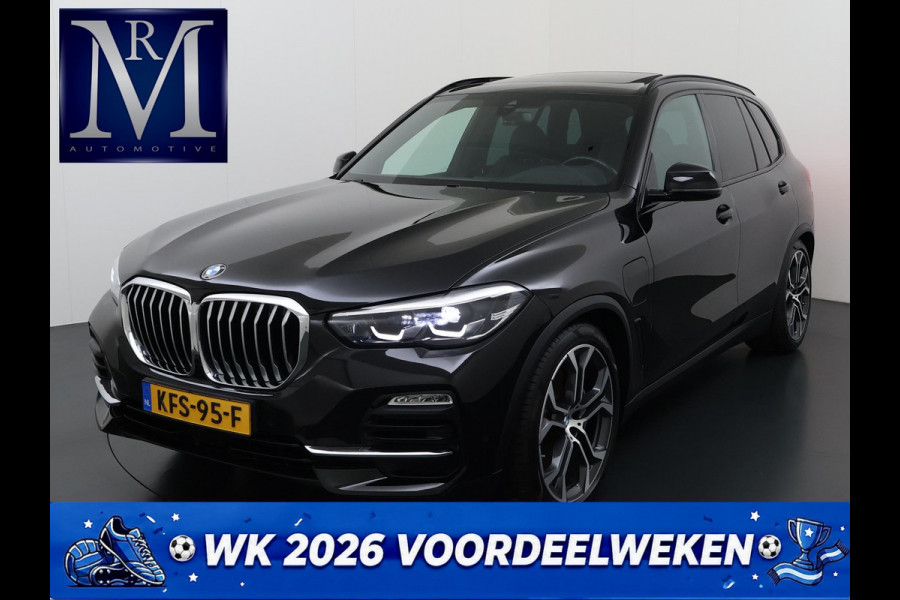 BMW X5 xDrive45e High Executive VAN: 55.900,- VOOR: 51.877,- UW WKVOORDEEL: 4.023,- | HARMAN KARDON| ELEK. TREKHAAK|ELEK. SCHUIF/ KANTELDAK| ACHTERBANK VERWARMING| HEAD-UP DISPLAY| DODE HOEK SENSOR| CAMERA| ACHTERAS BESTURING
