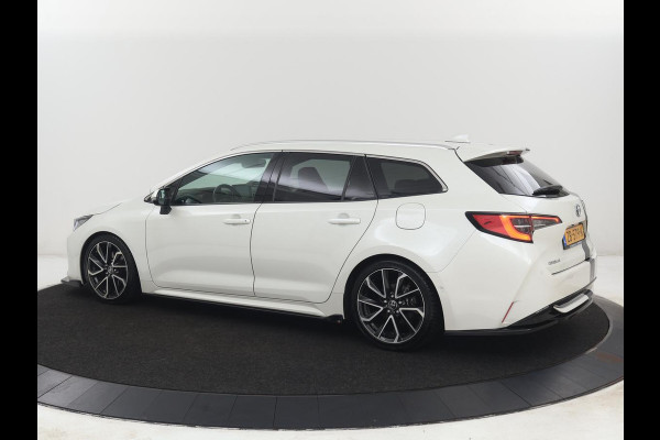 Toyota Corolla 2.0 Hybrid Business Sport Intro Adaptive cruise | Achteruitrij camera | Head Up | Navigatie | Carplay | Bluetooth | JBL Sound | Climate control |