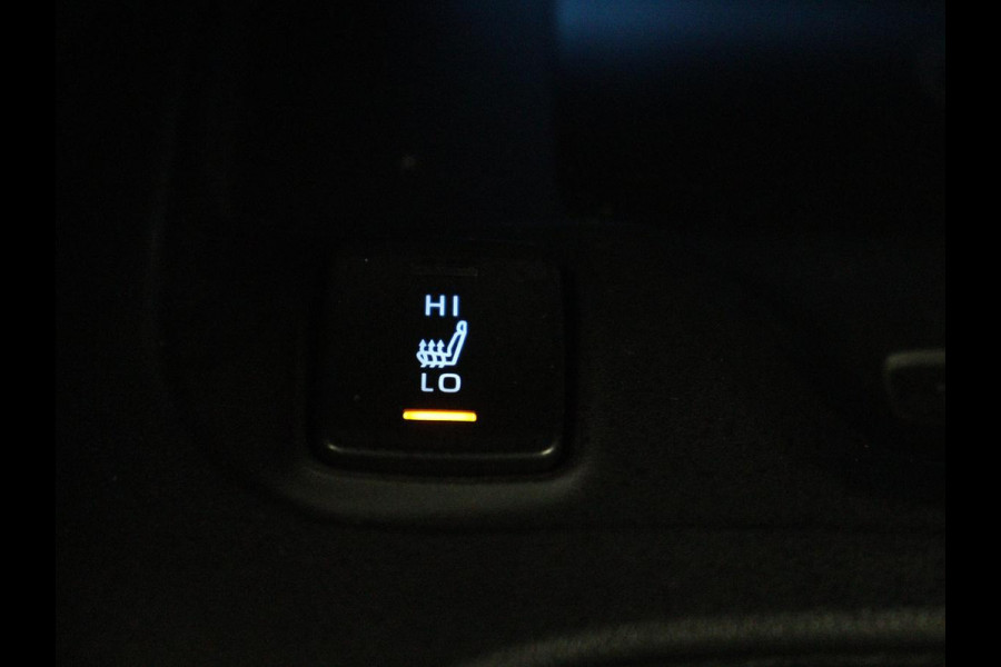 Toyota Corolla 2.0 Hybrid Business Sport Intro Adaptive cruise | Achteruitrij camera | Head Up | Navigatie | Carplay | Bluetooth | JBL Sound | Climate control |