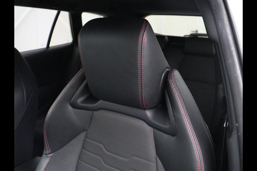 Toyota Corolla 2.0 Hybrid Business Sport Intro Adaptive cruise | Achteruitrij camera | Head Up | Navigatie | Carplay | Bluetooth | JBL Sound | Climate control |
