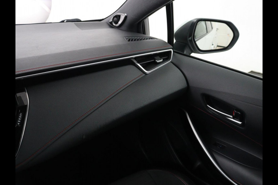 Toyota Corolla 2.0 Hybrid Business Sport Intro Adaptive cruise | Achteruitrij camera | Head Up | Navigatie | Carplay | Bluetooth | JBL Sound | Climate control |