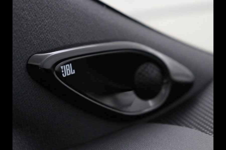 Toyota Corolla 2.0 Hybrid Business Sport Intro Adaptive cruise | Achteruitrij camera | Head Up | Navigatie | Carplay | Bluetooth | JBL Sound | Climate control |