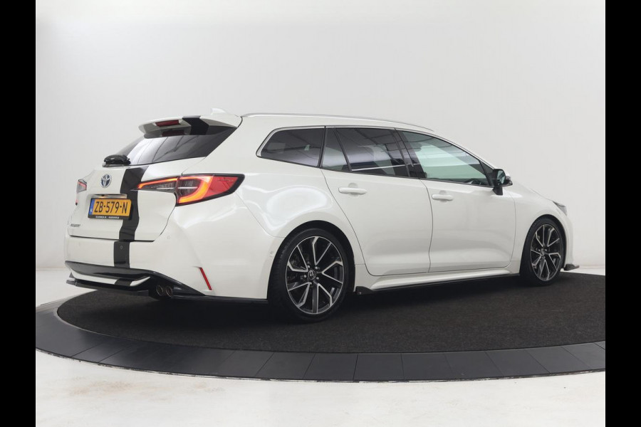 Toyota Corolla 2.0 Hybrid Business Sport Intro Adaptive cruise | Achteruitrij camera | Head Up | Navigatie | Carplay | Bluetooth | JBL Sound | Climate control |