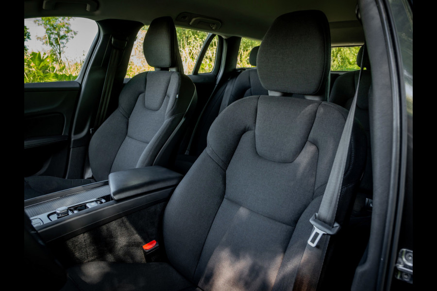 Volvo V60 2.0 B3 Business Pro |Dealer onderhouden|Eerste eigenaar