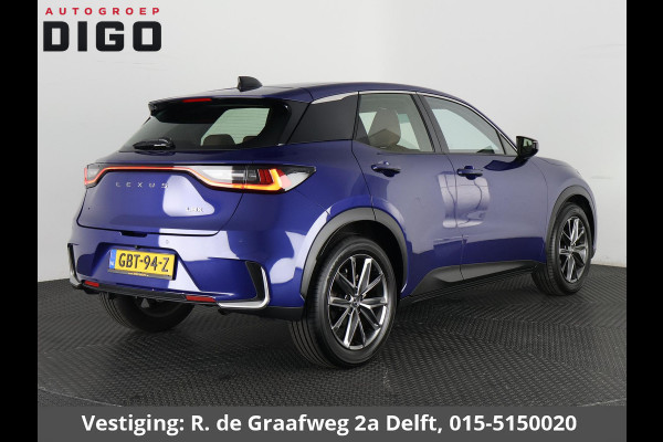 Lexus LBX Relax 2WD | 1e eigenaar | Dealer Onderhouden | Navigatie | Stoelverwarming + Leder |