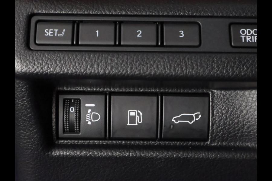 Lexus LBX Relax 2WD | 1e eigenaar | Dealer Onderhouden | Navigatie | Stoelverwarming + Leder |