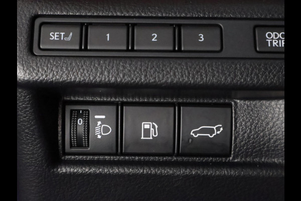 Lexus LBX Relax 2WD | 1e eigenaar | Dealer Onderhouden | Navigatie | Stoelverwarming + Leder |