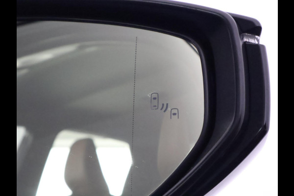 Lexus LBX Relax 2WD | 1e eigenaar | Dealer Onderhouden | Navigatie | Stoelverwarming + Leder |