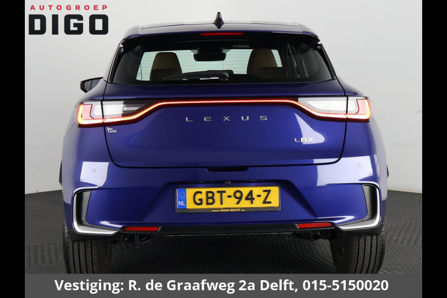 Lexus LBX Relax 2WD | 1e eigenaar | Dealer Onderhouden | Navigatie | Stoelverwarming + Leder |