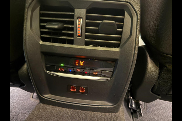 BMW 3 Serie Touring 330e M-SPORT SOH 98%/PANO/H-KARDON/V-COCKPIT/NAVI/CAM/DAB/CARPLAY///