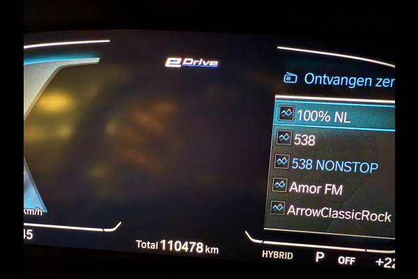 BMW 3 Serie Touring 330e M-SPORT SOH 98%/PANO/H-KARDON/V-COCKPIT/NAVI/CAM/DAB/CARPLAY///