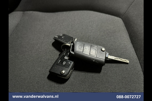 Volkswagen Crafter 2.0 TDI 141pk L3H3 L2H2 Euro6 Airco | Navigatie | Apple Carplay | Chauffeursstoel Android Auto, Parkeersensoren, 3000kg trekvermogen