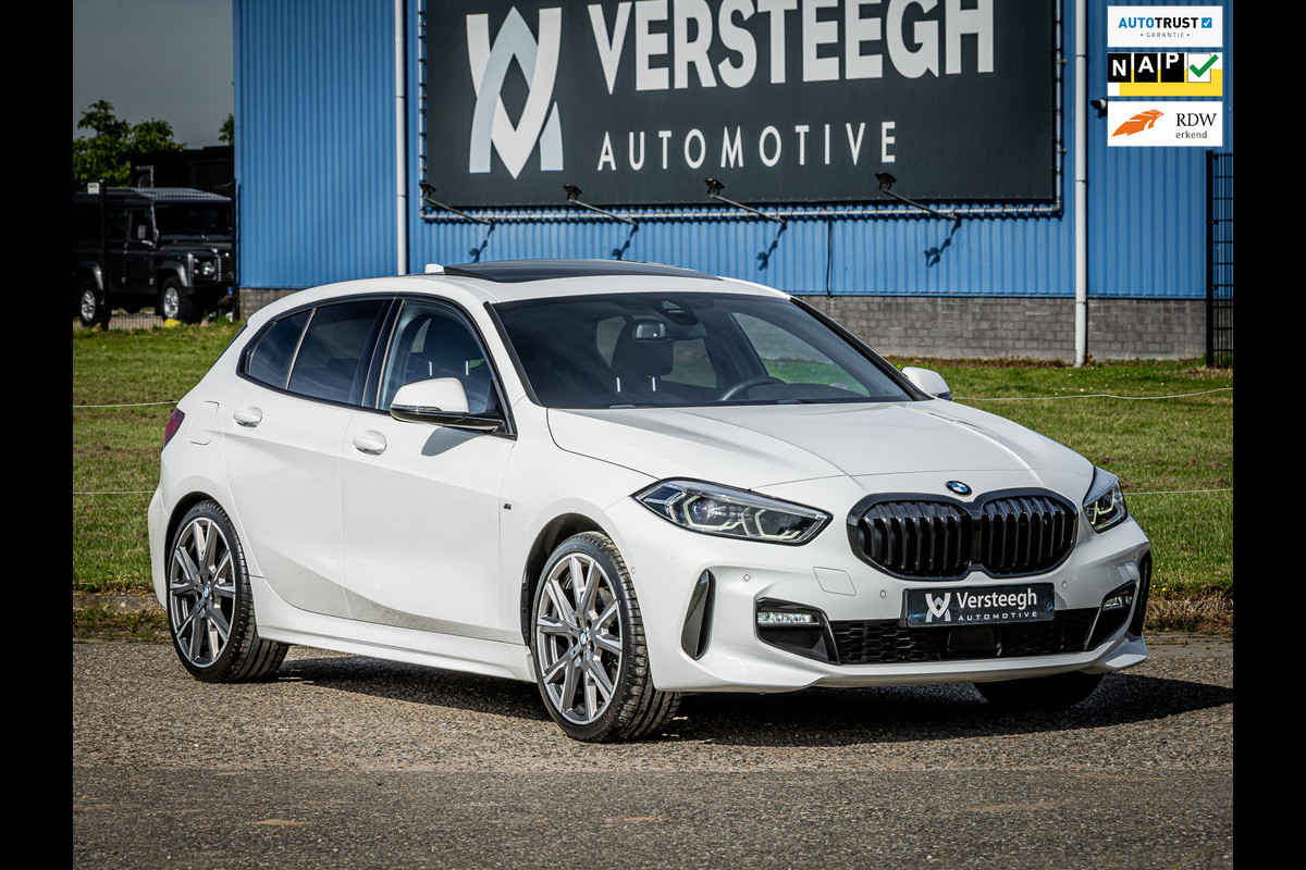 BMW 1-serie 118i High Executive M-sport |Panoramadak|Dealeronderhouden
