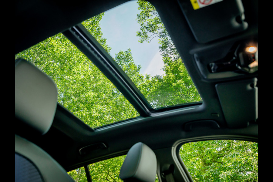 BMW 1-serie 118i High Executive M-sport |Panoramadak|Dealeronderhouden