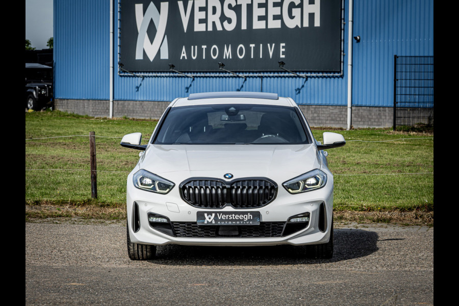 BMW 1-serie 118i High Executive M-sport |Panoramadak|Dealeronderhouden