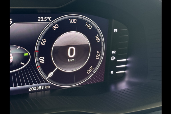 Škoda Kodiaq 1.5 TSI Business Edition | Panoramadak | Apple Carplay | Stoelverwarming