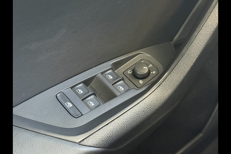 Škoda Kodiaq 1.5 TSI Business Edition | Panoramadak | Apple Carplay | Stoelverwarming