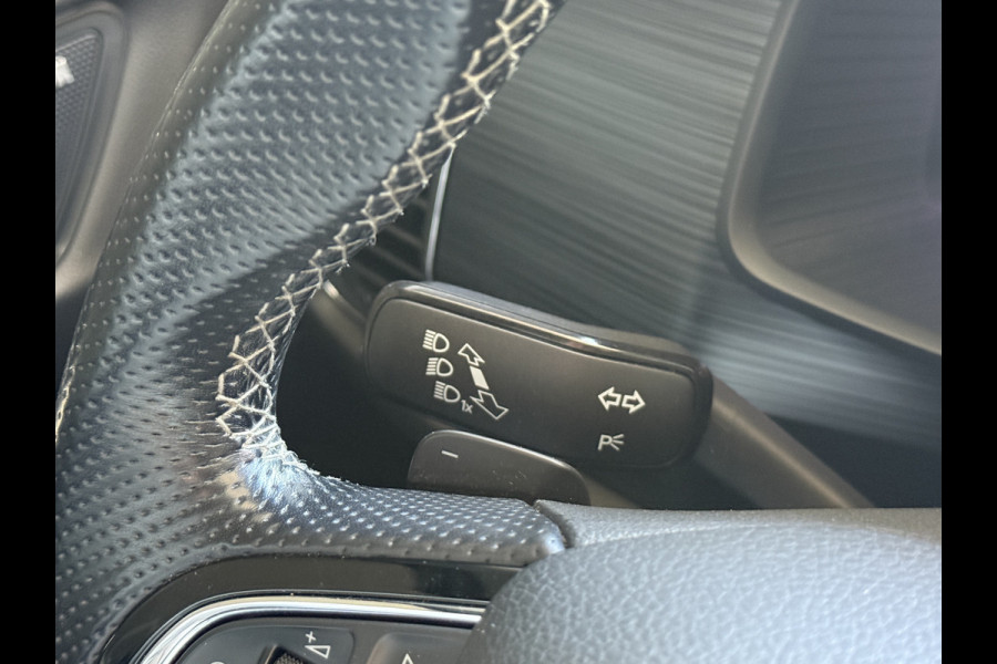 Škoda Kodiaq 1.5 TSI Business Edition | Panoramadak | Apple Carplay | Stoelverwarming