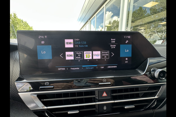 Citroën C4 1.2 Puretech Shine | Leren Bekleding | Trekhaak | Camera | Head-up display