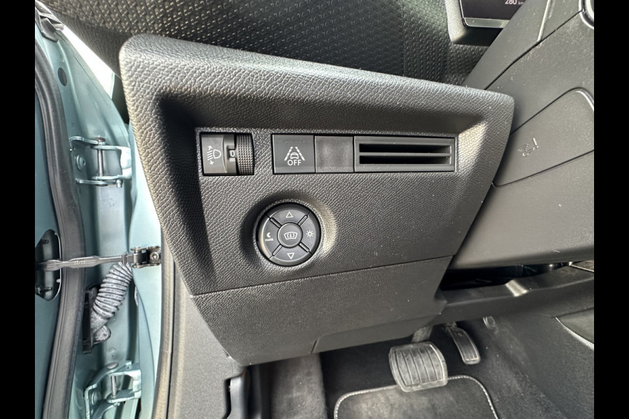 Citroën C4 1.2 Puretech Shine | Leren Bekleding | Trekhaak | Camera | Head-up display