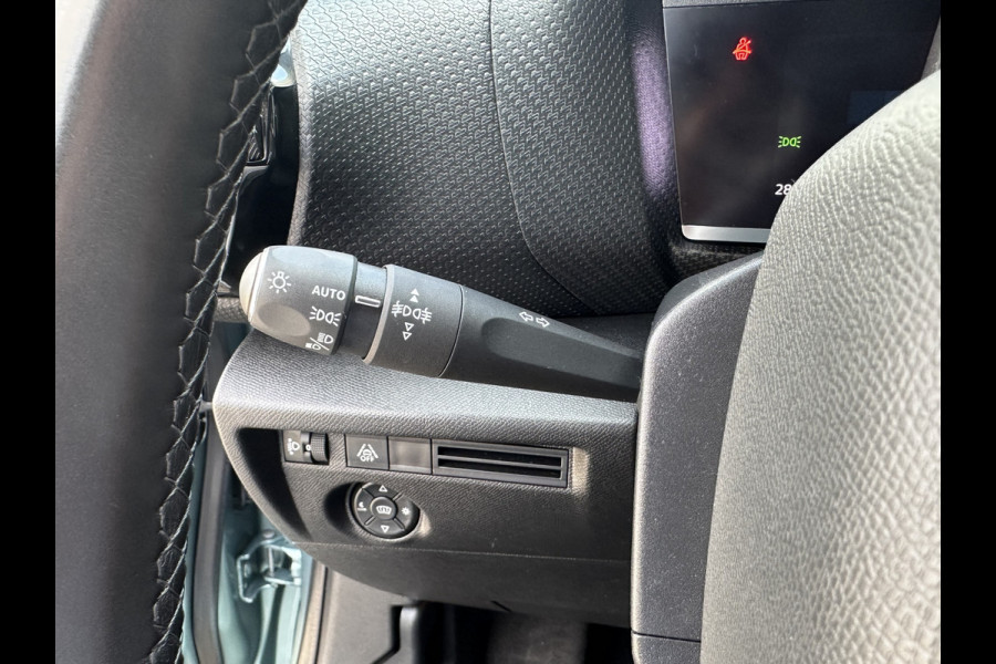 Citroën C4 1.2 Puretech Shine | Leren Bekleding | Trekhaak | Camera | Head-up display