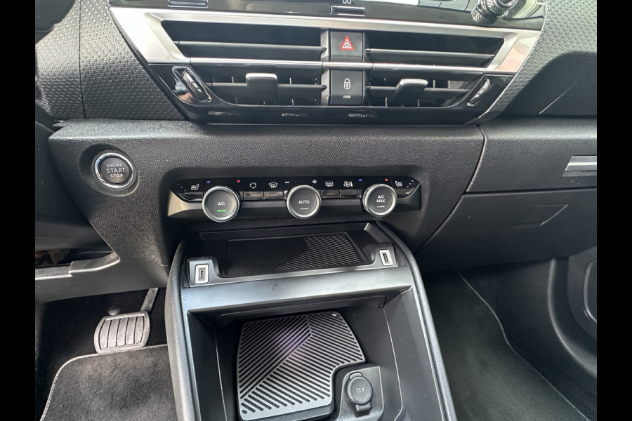 Citroën C4 1.2 Puretech Shine | Leren Bekleding | Trekhaak | Camera | Head-up display