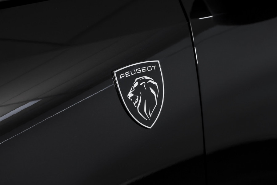Peugeot 3008 1.2 Hybrid 145 GT | Dig. Cockpit | Adapt. Cruise | Stoel-+stuurverw. | PDC | Camera | NAV+App. Connect | ECC | 19" LM |