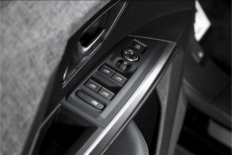 Peugeot 3008 1.2 Hybrid 145 GT | Dig. Cockpit | Adapt. Cruise | Stoel-+stuurverw. | PDC | Camera | NAV+App. Connect | ECC | 19" LM |