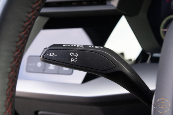 Audi A3 Sportback 40 TFSIe S line RS Bekleding MATRIX PANO MAXTON  ACC