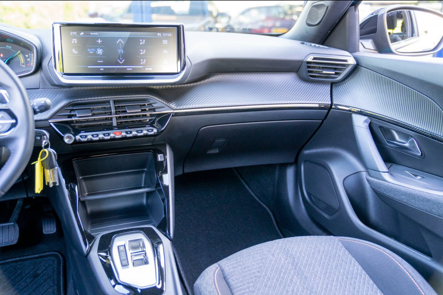 Peugeot 2008 1.2 Hybrid 136 Style|Prijs rijklaar incl 12 mnd garantie|Clima PDC Cruise Flippers