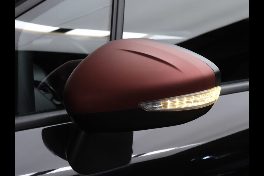 Citroën C3 Aircross 1.2 PureTech S&S C-Series Sport (APPLE CARPLAY,NAVI,PDC,CLIMATE,CRUISE,GETINT,LED,SPORTSTOELEN,LM VELGEN)