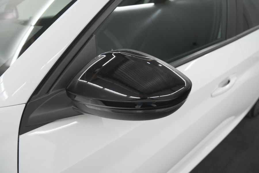 Peugeot 208 1.2 PureTech Style | Parkeersensoren | Navigatie | Apple Carplay