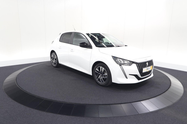 Peugeot 208 1.2 PureTech Style | Parkeersensoren | Navigatie | Apple Carplay