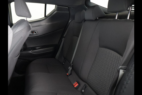 Toyota C-HR 2.0 High Power Hybrid Dynamic Bi-Tone | Navigatie | Parkeersensoren | Dodehoek detectie | Stoelverwarming |
