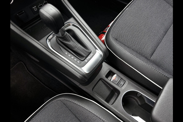Renault Captur E-Tech full hybrid 145PK Techno | CAMERA | NAVI GROOT | STOELVERWARMING | KEYLESS